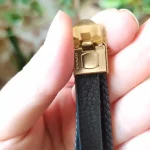 دستبند مردانه چرمی طرح Cartier با پلاک استیل